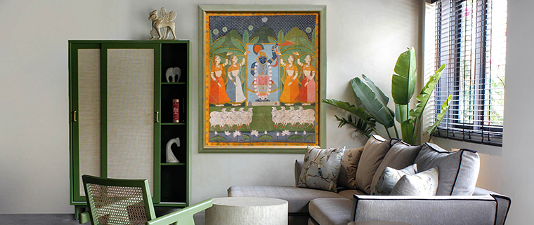 INTRINSIC LIVING 