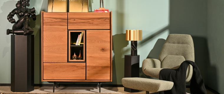 HOW TO CREATE A COZY READING NOOK