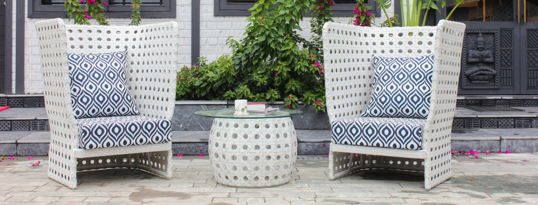 Buy Customizable Outdoor Furniture : Table & Stool | The House Of Things