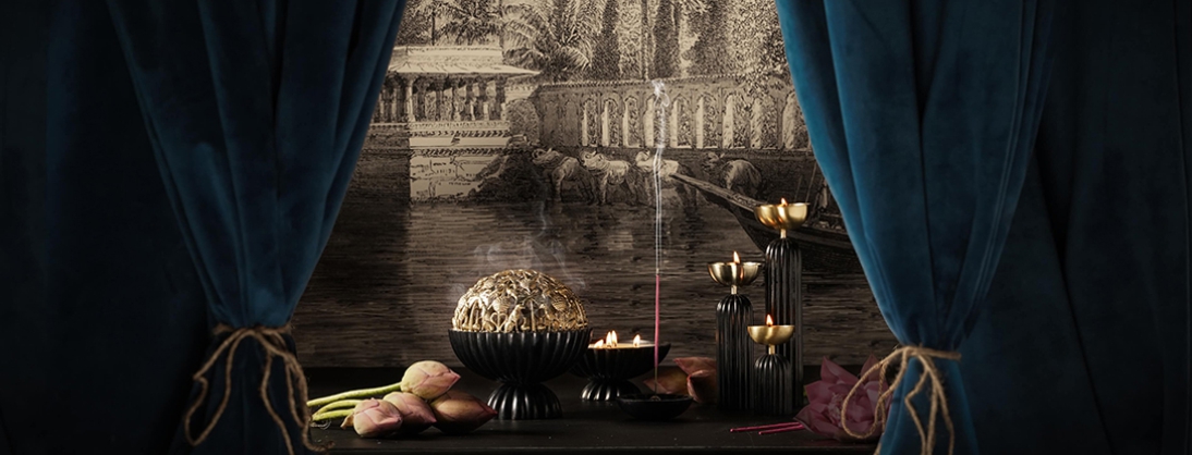 Collectibles & Curiosities