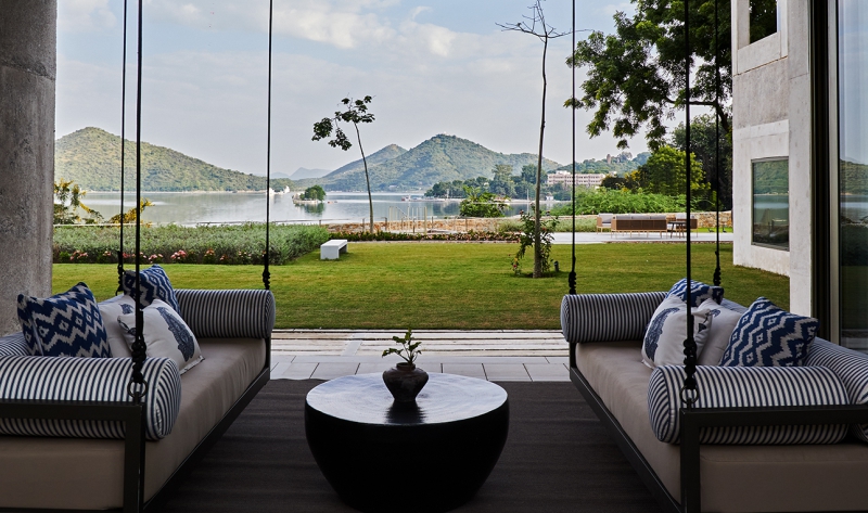 MINIMALIST DESIGN LETS NATURE SHINE AT THIS UDAIPUR HOME